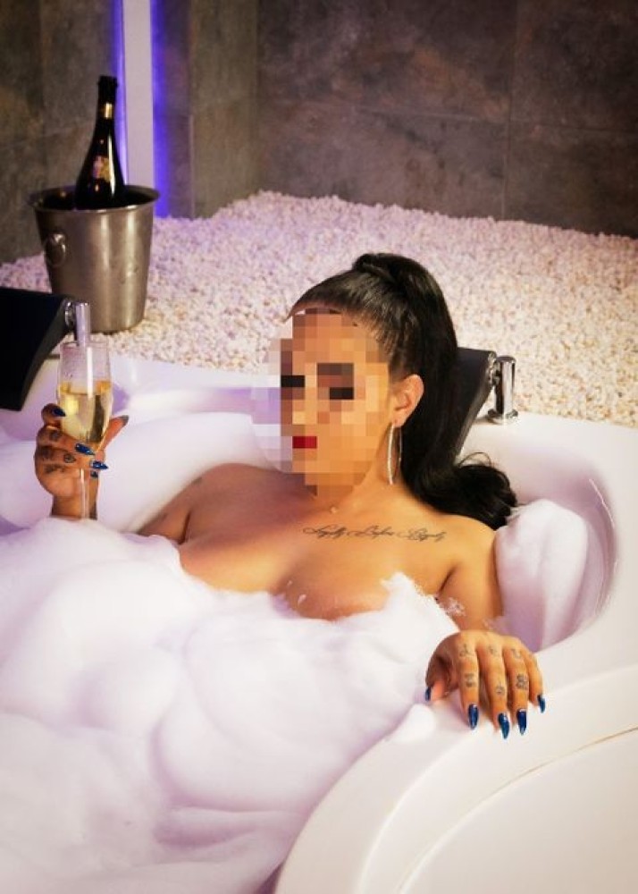 Индивидуалка Дина фото № 2 в городе Нерюнгри