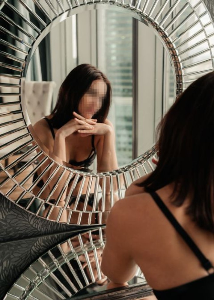 Индивидуалка Яна фото № 2 в городе Нерюнгри