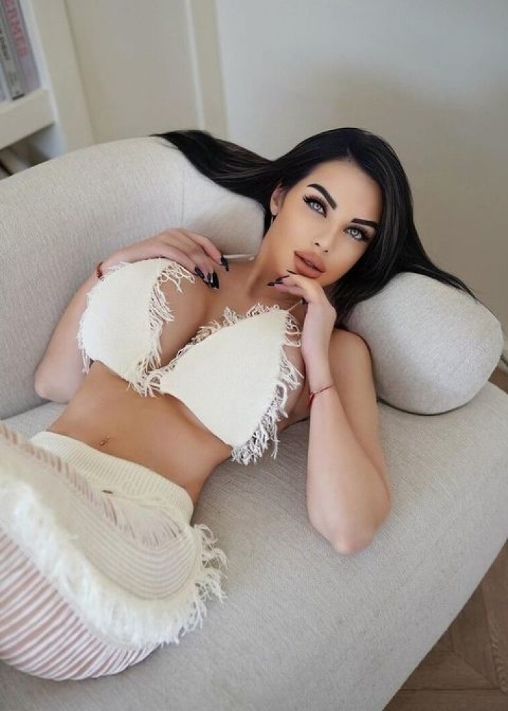 Индивидуалка Карина фото № 2 в городе Нерюнгри