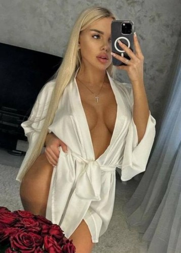 Меган, Г. Нерюнгри